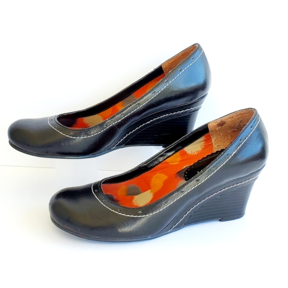 Madden Girl Black Wedge Classic Shoes Size 8